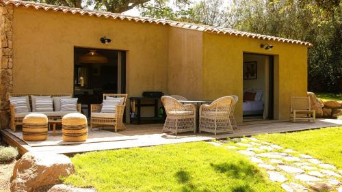 San-Gavino-di-Carbini Villa | Domaine de Gialla Bergerie Quercia, 2 pers, piscine chauffée, 10 mn plage