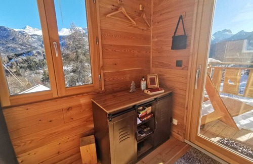 Le Lauzet-Ubaye Cabin | Domaine de l'Esperluette - Cabane Les Eaux Tortes
