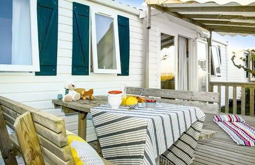 Varennes sur Loire House | Domaine de la Brèche* - Comfort Mobile Home 4 Rooms 6 People
