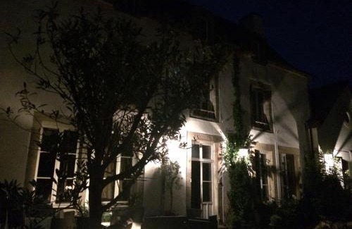 Rotheneuf-Le Pont Bed & Breakfast | Domaine De La Bastille
