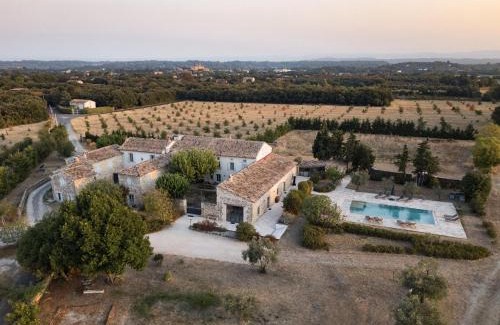 Grillon House | Domaine de la Calamande