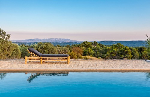 Cucuron House | Domaine de la Colline