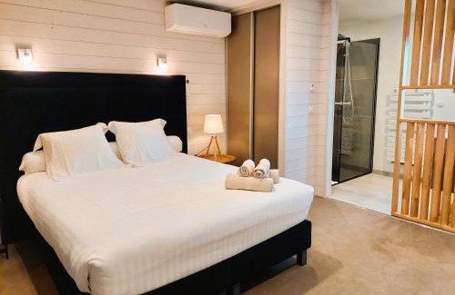 Douains Hotel | Domaine de la Haie des Granges
