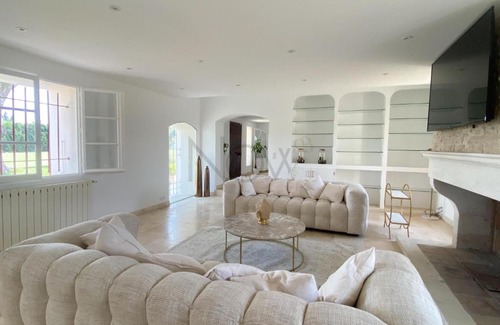 Cavaillon Villa | Domaine de la Toumanque- Mas provençal rénové- 4 chambres - 14 couchages