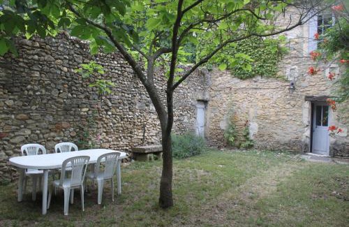 Pont-Saint-Esprit Bed & Breakfast | Domaine de Lamartine