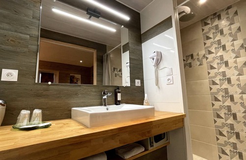 Roullet-Saint-Estephe Hotel | Domaine de Roullet