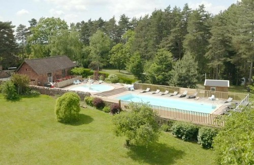Collonges-la-Rouge Other | Domaine du Coq Rouge - Camping naturiste - ****