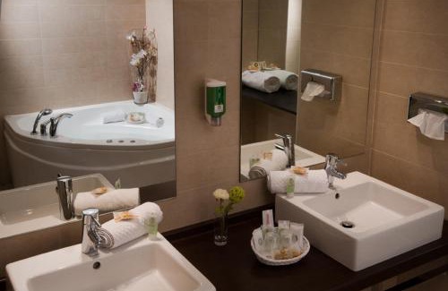 Monthieux Hotel | Domaine du Gouverneur, Hôtel, Restaurant & Golf