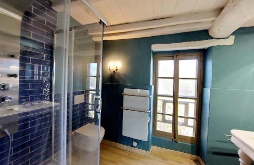 Sainte-Sabine-Born House | Domaine du Merlot