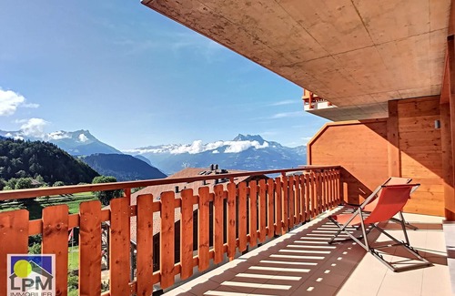 Leysin Apartment | Domaine du Parc B311 Lovely prestige apartment of 4 ½ pieces (6 people) situated on the third floor