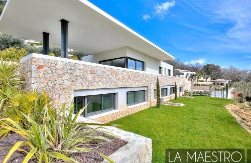 Saint-Jeannet Villa | Domaine du Peyrouas