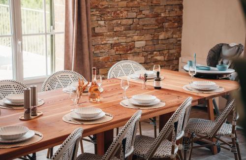 Le Val House | Domaine du PIAOU "chambres & table d'hôte"