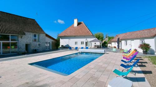 Saint-Symphorien-sur-Saone Apartment | Domaine Ravy-Azalée