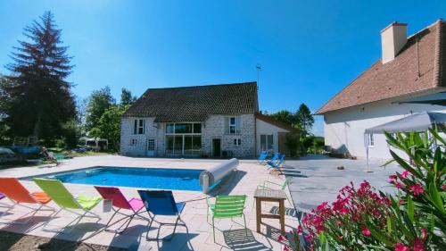 Saint-Symphorien-sur-Saone Apartment | Domaine Ravy-Azalée