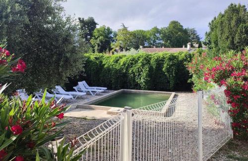 Chamaret House | Domaine Guiton Le Colombier