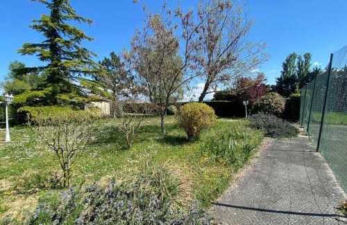 Loriol-sur-Drome Villa | Domaine Le Pigeonnier