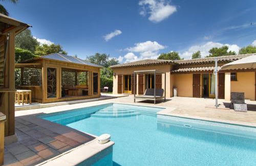 Mouans-Sartoux Bed & Breakfast | Domaine Les Cigales
