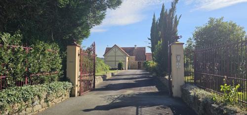 Marcilly House | Domaine Normence en Baie du Mont St Michel