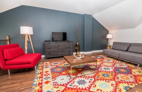 Saint-Sauveur Apartment | Domaine Nymark