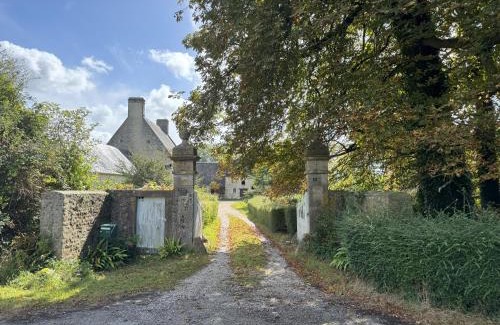 Saint-Come-du-Mont House | Domaine Saint Jean