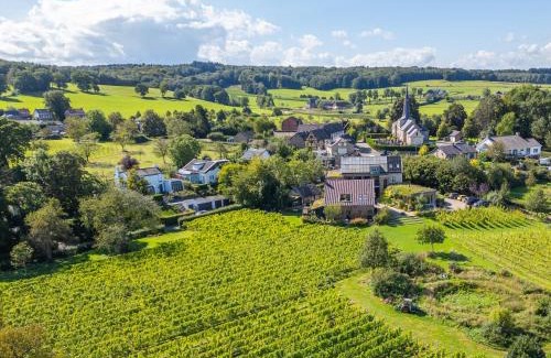 Municipality of Vaals Bed & Breakfast | Domein Holset BruisendWijnHuis