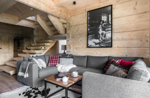 Poronin Ski Chalet | Domek Góralski Niedźwiedzia Gawra & Sauna Zone by RentiloPL