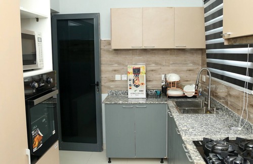 Lagos Apartment | Domi Smart Luxury Duplex Apartment, 12 min to Airport and 24 hour Power Supply