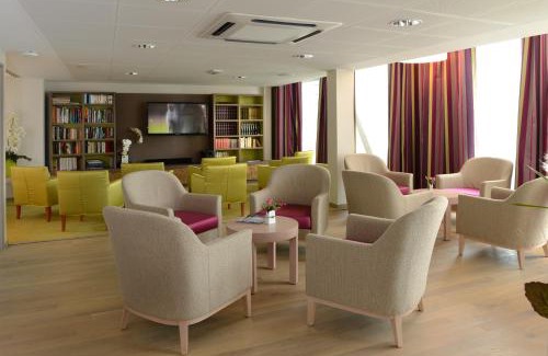 Romorantin-Lanthenay Apartment | Domitys Le Jardin des Trois Rois