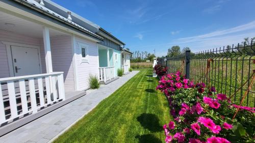 Ustronie Morskie House | Domki letniskowe Pastelowe Ustronie