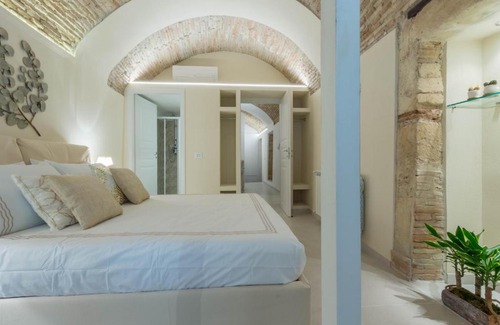 Historic Castle District House | DOMO 5 TESTE