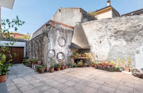 Onifai Apartment | Domo Santu Jorji