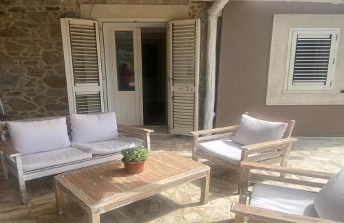 Villaggio delle Mimose House | Domu Tostoina 2