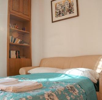 Aurelio Apartment | Domus Aurelia Colibrì Comfort & Terrace