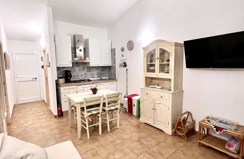 Porto Pollo Apartment | DOMUS HENRICUS -THREEROOM APARTMENT IN PORTO POLLO 400 Meters from the sea