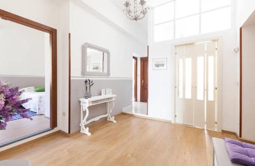 Monti Bed & Breakfast | Domus Merulana Bed and Breakfast