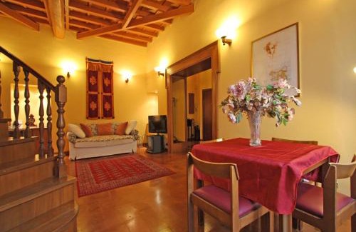 Rione IX Pigna Apartment | Domus Navona Pantheon