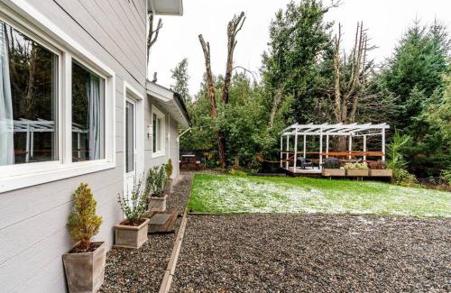 Angostura House | Don Filoteo