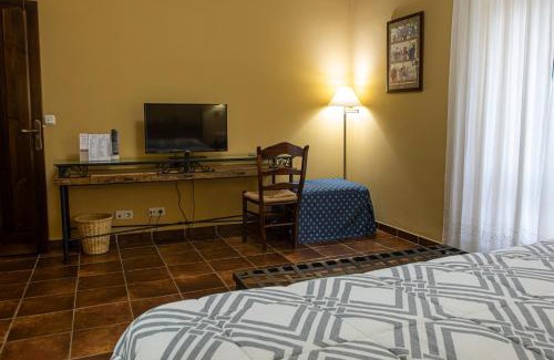 Perales del Puerto Hotel | DON JULIO