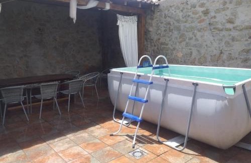 Solosancho House | Don Mauricio y periquines