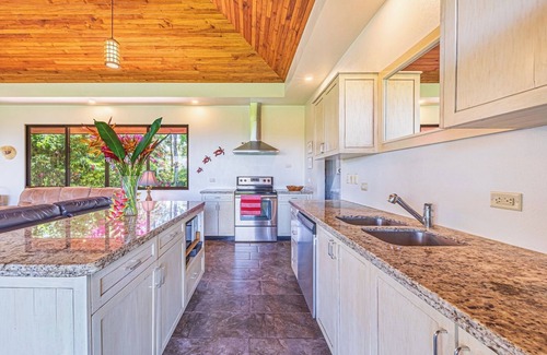 Hatillo Villa | Don Pedro-Perfect for Couples & Families, Onsite Staff.