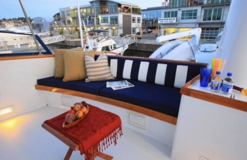 Ketchikan Boat Rental | Don't book a place, book an Alaskan Adventure on an 85 foot Super Yacht