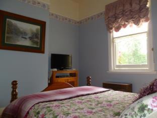 Castle Forbes Bay Bed & Breakfast | Donalea Bed and Breakfast & Riverview Apartment
