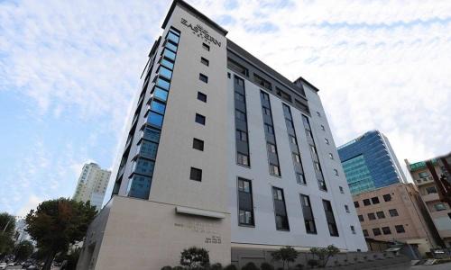 Sincheondong Hotel | Dongdaegu Station Eastern Hotel