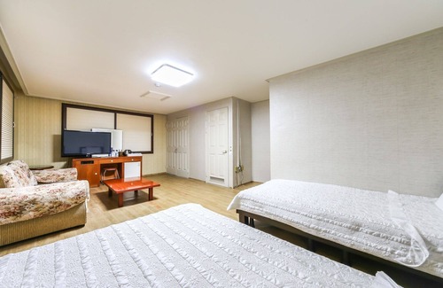 Yeongdeok Hotel | Donghae Maritime Tourism Hotel