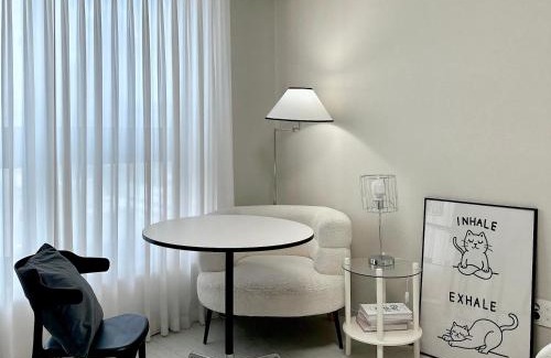 Jung-gu Apartment | Dongseongro meomoom