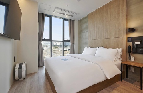 Suwon Hotel | Dongtan Station Just Sleep Hotel
