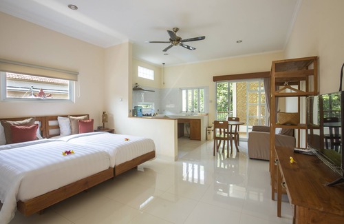 Jimbaran Bay Bed & Breakfast | Donguri House Bali