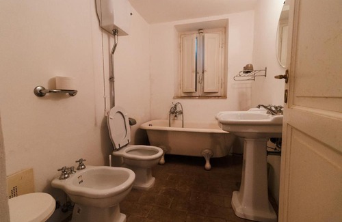 Orte House | Donkeys and Roses La Casa delle Querce