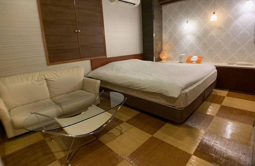Chuo Hotel | Donkies jungle