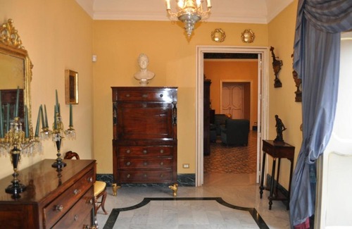 Kalsa Bed & Breakfast | Donna Guia suite